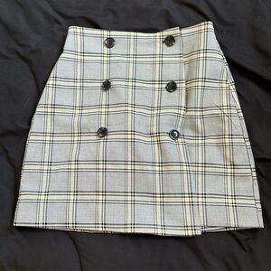 Adorable plaid H&M skirt
